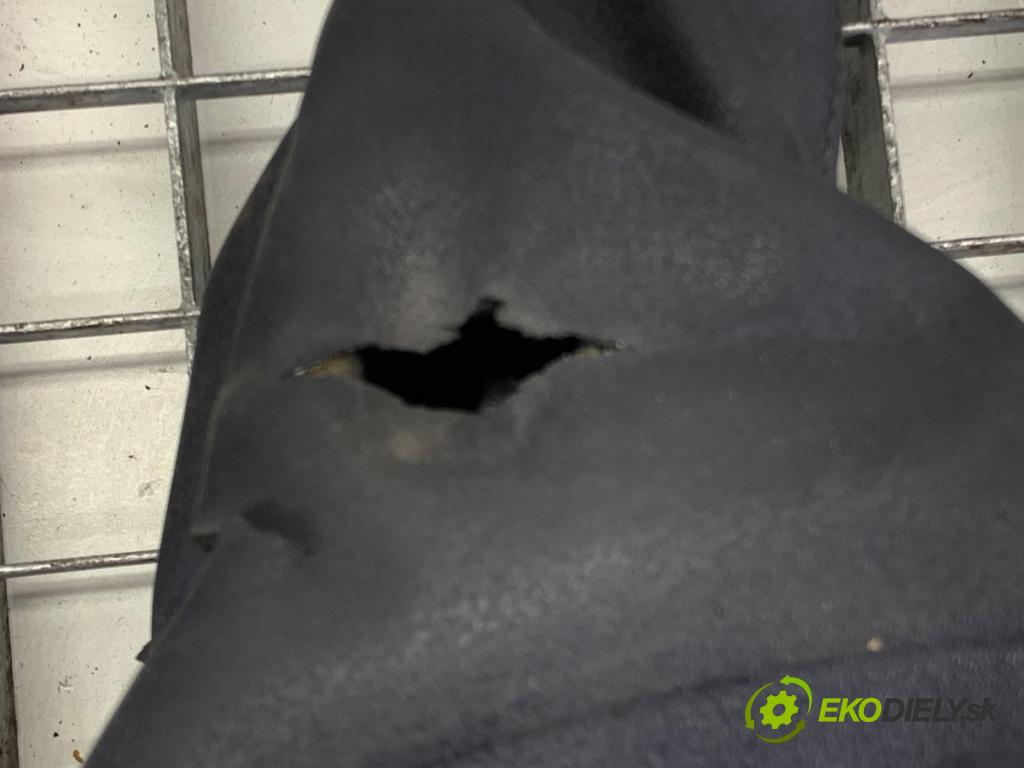 AUDI A3 8L liftback 2000 74 kW 1.6 1595 Kulisa 1J0711061A (Rýchlostná páka (kulisa))