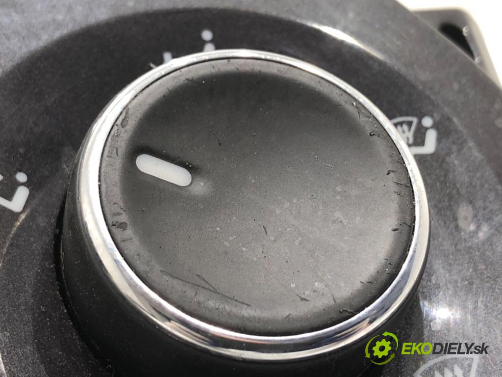 FIAT BRAVO II liftback 2009 66 kW 1.4 (198AXA1B) 1368 Panel ovládania kúrenia 5G7846100 (Prepínacie páčky pod volantom)