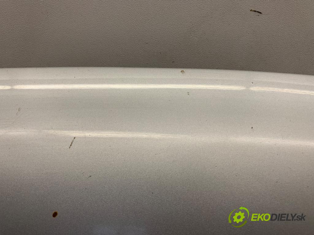 AUDI A3 8L liftback 2000 74 kW 1.6 1595 kapota (Kapota)