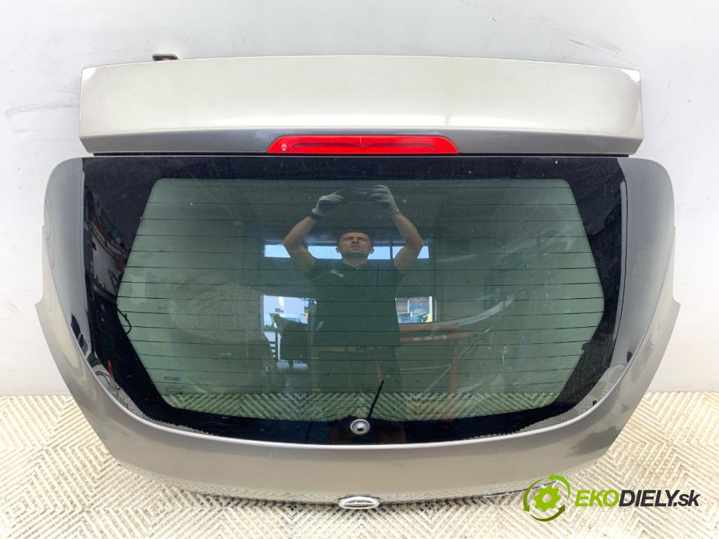 FIAT BRAVO II liftback 2009 66 kW 1.4 (198AXA1B) 1368 kapota zadní část