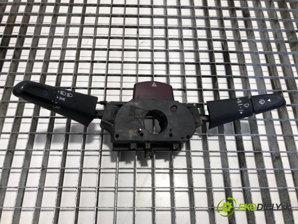 MERCEDES-BENZ W638 Autobus 1999 75 kW 110 CDI 2.2 (638.194) 2148 Prepínač kombinovaný  (Prepínacie páčky pod volantom)