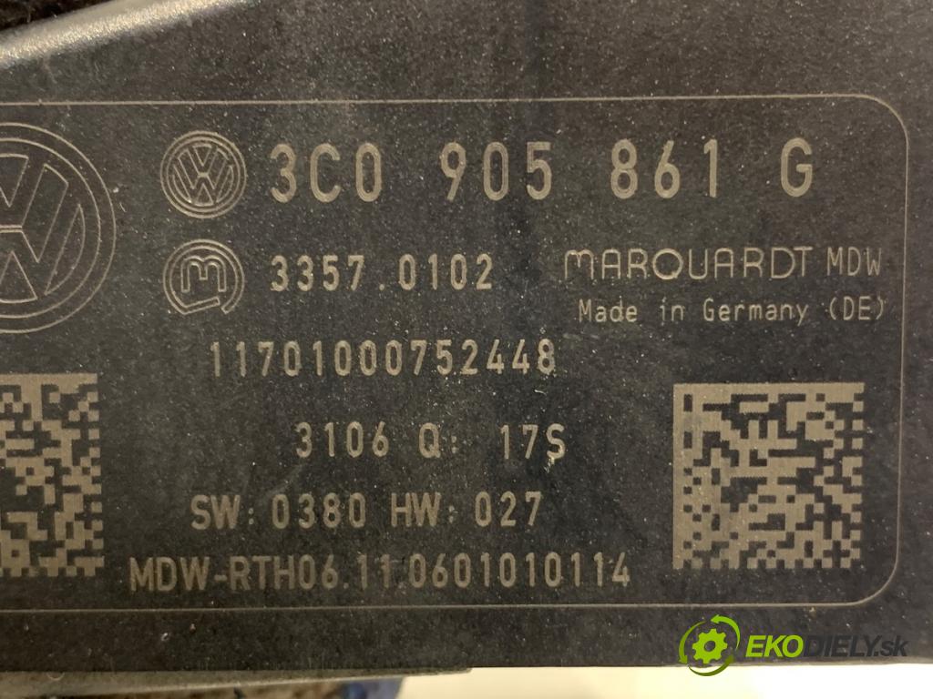 VW PASSAT B6 sedan 2006 103 kW 2.0 TDI 1968 blokáda volantu 3C0905861G (Riadenie ostatné)