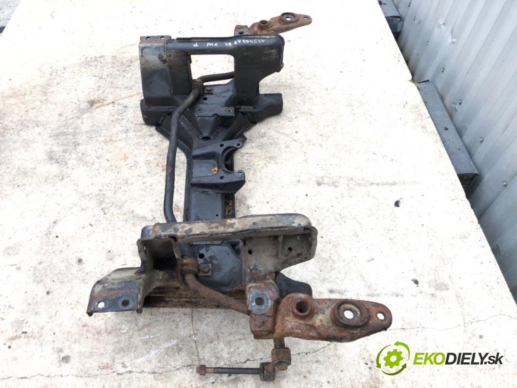 VW TRANSPORTER T4 Skrzynia 1991 57 kW 2.4 D 2370 výztuha pod motor  (Přední výztuha)