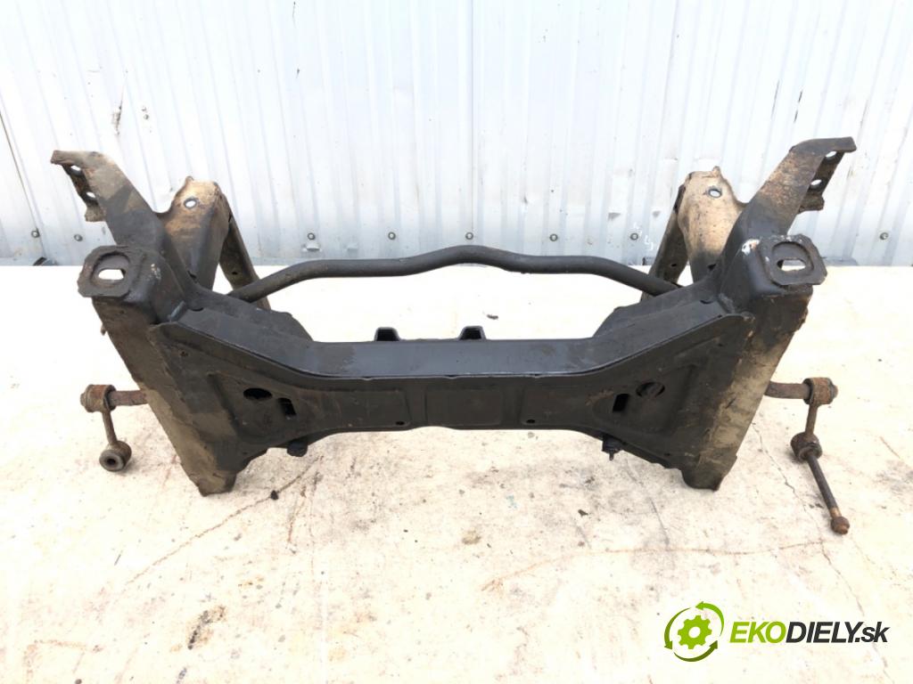 VW TRANSPORTER T4 Skrzynia 1991 57 kW 2.4 D 2370 výztuha pod motor  (Přední výztuha)