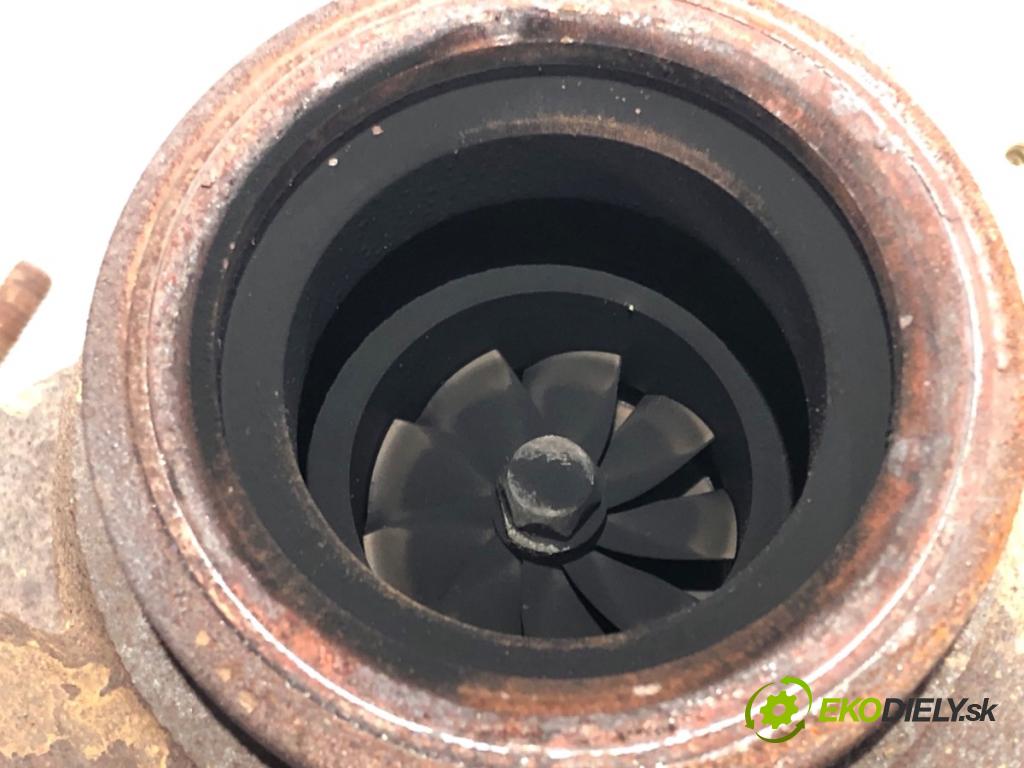 AUDI A3 8P liftback 2004 77 kW 1.9 TDI 1896 turbo 038253016R (Kompletní turbodmychadlo)