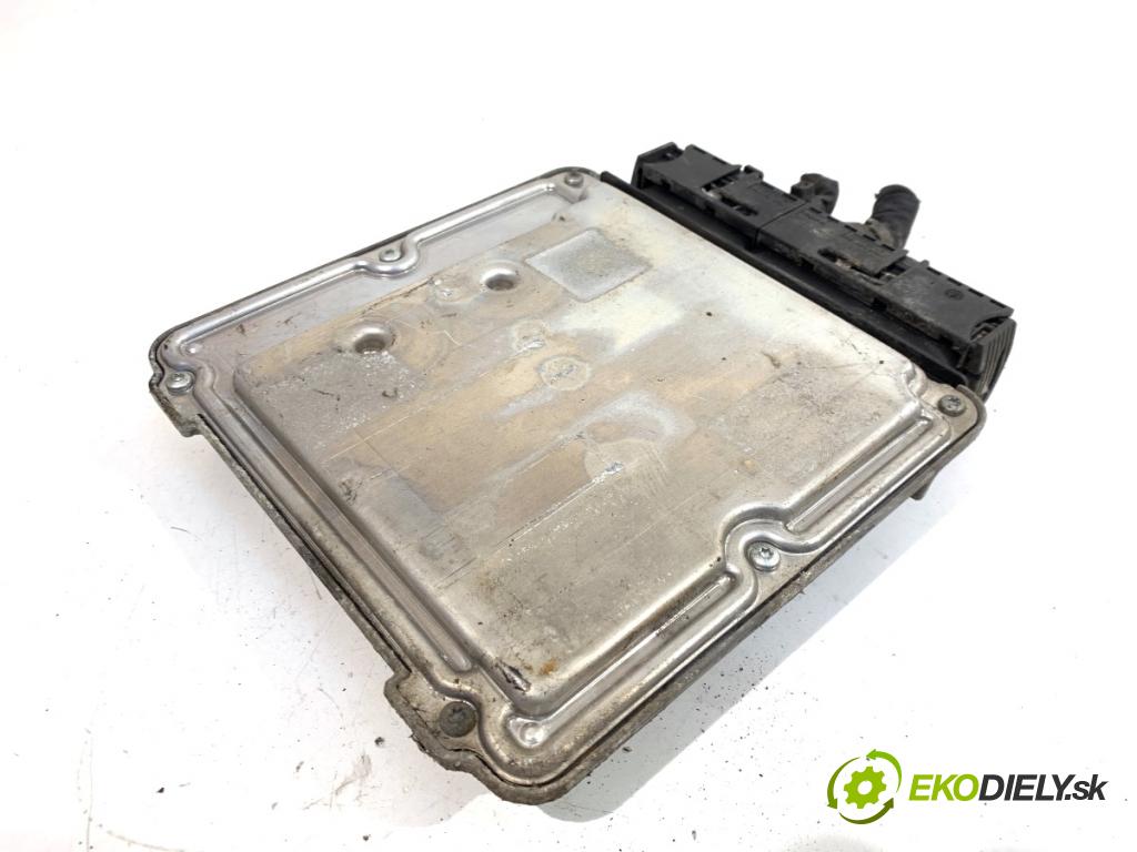 AUDI A3 8P liftback 2004 77 kW 1.9 TDI 1896 riadiaca jednotka Motor 03G906016J (Riadiaca jednotka)