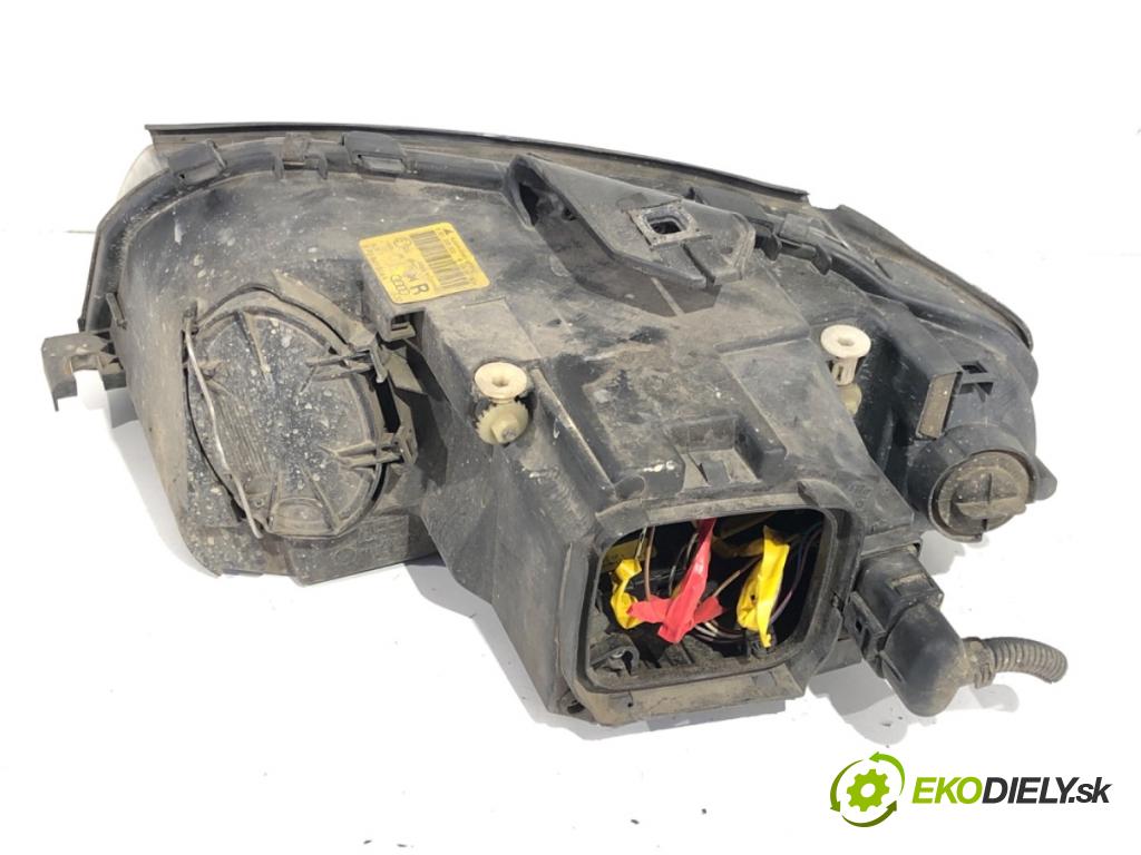 AUDI A3 8P liftback 2004 77 kW 1.9 TDI 1896 Svetlomet pravy predný 8P0941004A