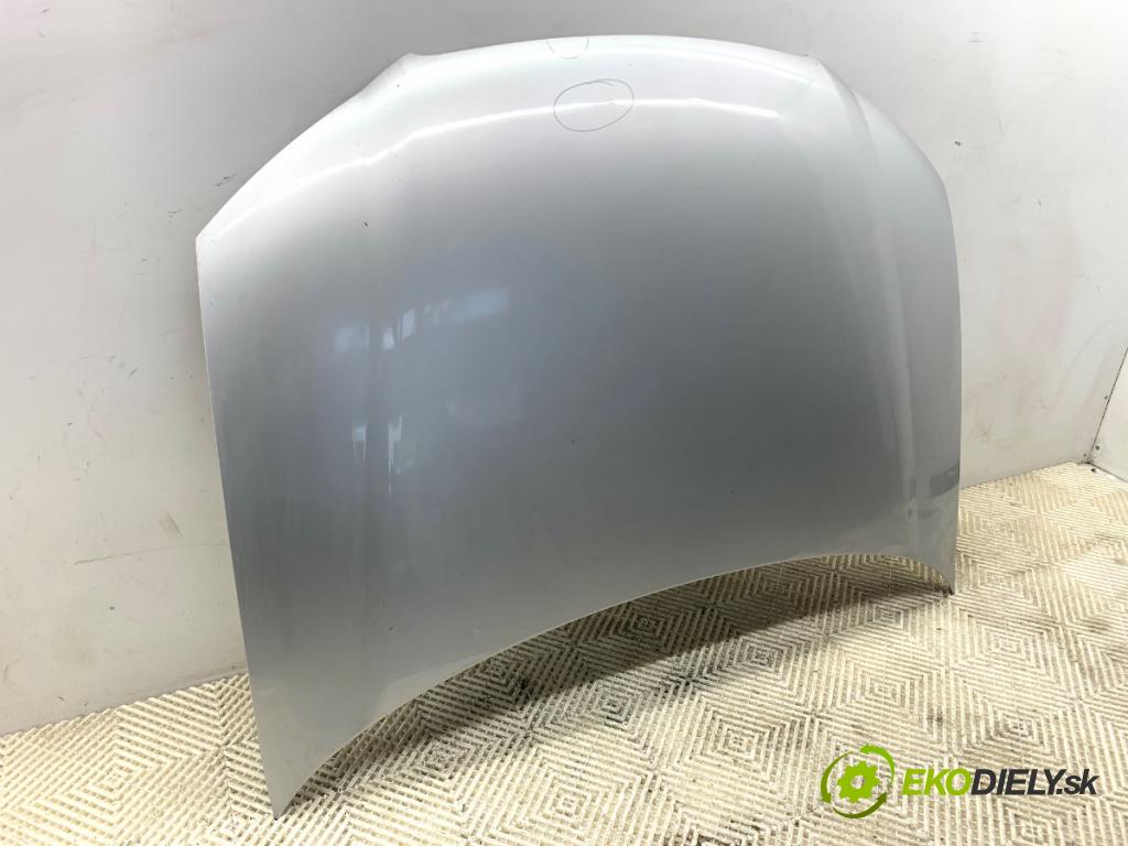 AUDI A3 8P liftback 2004 77 kW 1.9 TDI 1896 kapota  (Kapota)