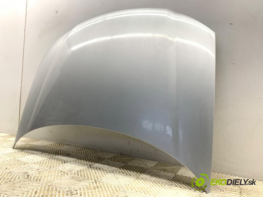 AUDI A3 8P liftback 2004 77 kW 1.9 TDI 1896 kapota  (Kapota)