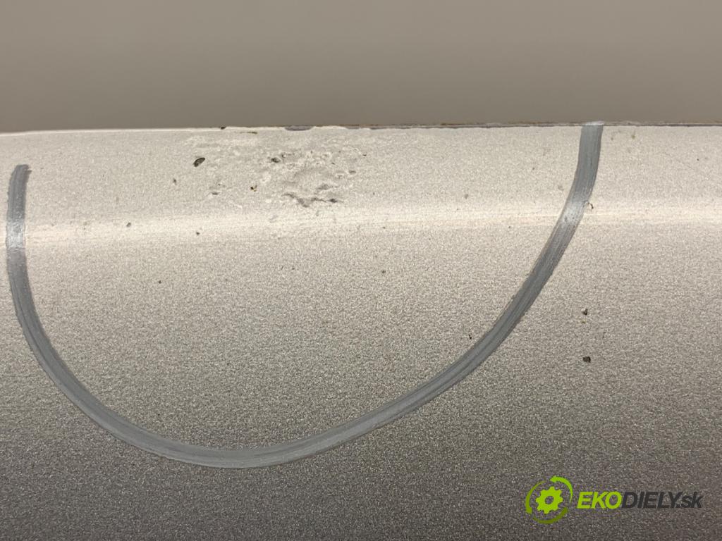 AUDI A3 8P liftback 2004 77 kW 1.9 TDI 1896 kapota  (Kapota)