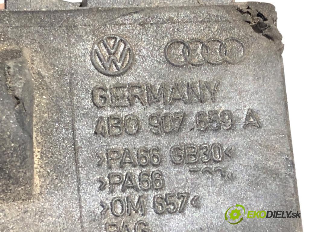 AUDI A3 8P liftback 2004 77 kW 1.9 TDI 1896 snímač KVALITNÍ: vzduchu 4B0907659A