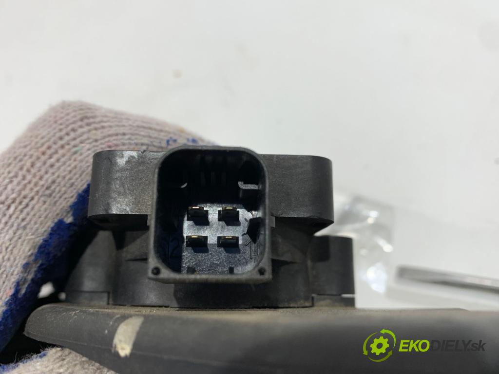 CITROEN C8 nadwozie wielkoprzestrzenne (MPV) 2003 80 kW 2.0 HDi 1997 Potenciometer plynu  (Potenciometer plynového pedálu)