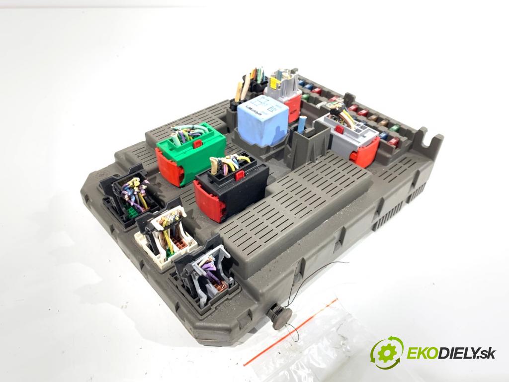 CITROEN C8 nadwozie wielkoprzestrzenne (MPV) 2003 80 kW 2.0 HDi 1997 modul BSI 9649477280 (Pojistková skříňka)