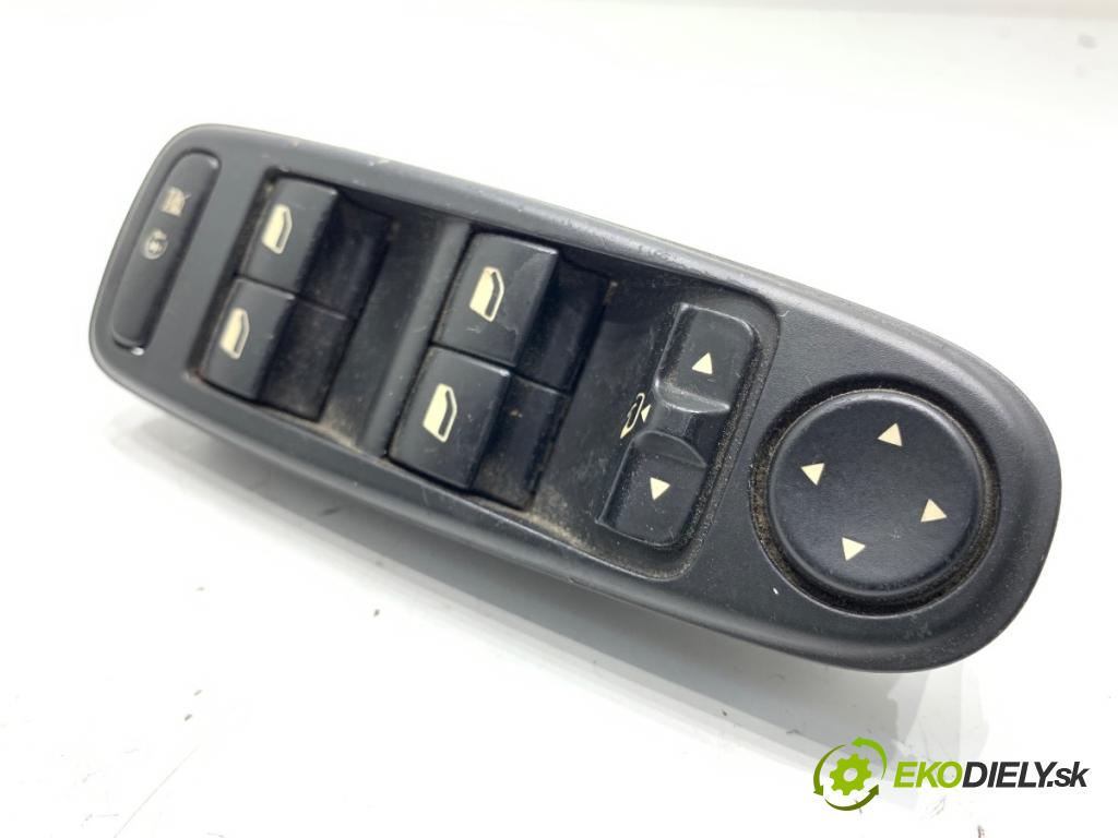 CITROEN C4 PICASSO I nadwozie wielkoprzestrzenne (MPV) 2007 80 kW 1.6 HDi 1560 Prepínač okien 96639383ZD (Prepínacie páčky pod volantom)