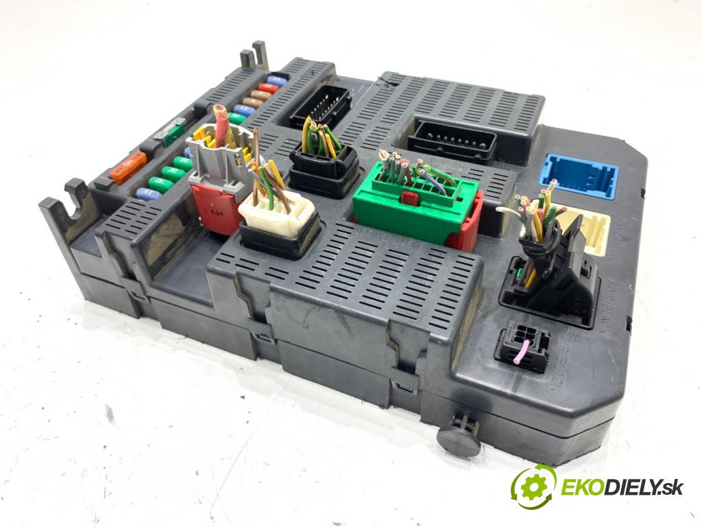 CITROEN C4 PICASSO I nadwozie wielkoprzestrzenne (MPV) 2007 80 kW 1.6 HDi 1560 modul BSI 9663798380 (Pojistková skříňka)