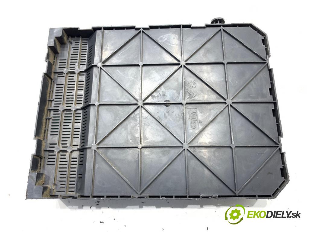 CITROEN C4 PICASSO I nadwozie wielkoprzestrzenne (MPV) 2007 80 kW 1.6 HDi 1560 modul BSI 9663798380 (Pojistková skříňka)