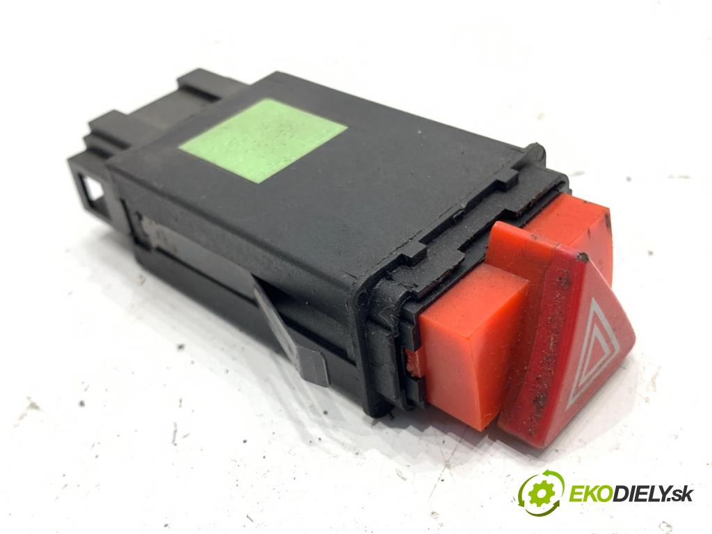 AUDI A3 8L liftback 2001 81 kW 1.9 TDI 1896 Spínač svetiel výstražných (núdzových)  (Prepínacie páčky pod volantom)