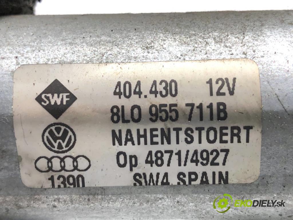 AUDI A3 8L liftback 2001 81 kW 1.9 TDI 1896 motor stěračů zadní část 8L0955711B