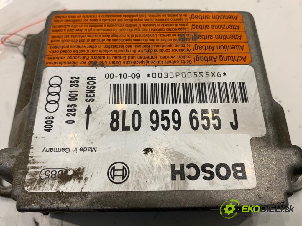 AUDI A3 8L liftback 2001 81 kW 1.9 TDI 1896 senzor airbag 8L0959655J (Snímač)