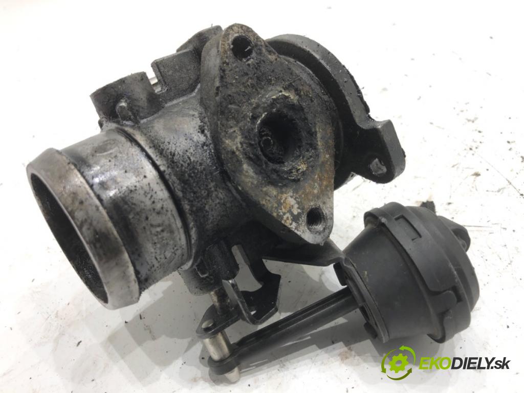 AUDI A3 8L liftback 2001 81 kW 1.9 TDI 1896 Škrtiaca klapka 038131501E (Škrtiaca klapka)