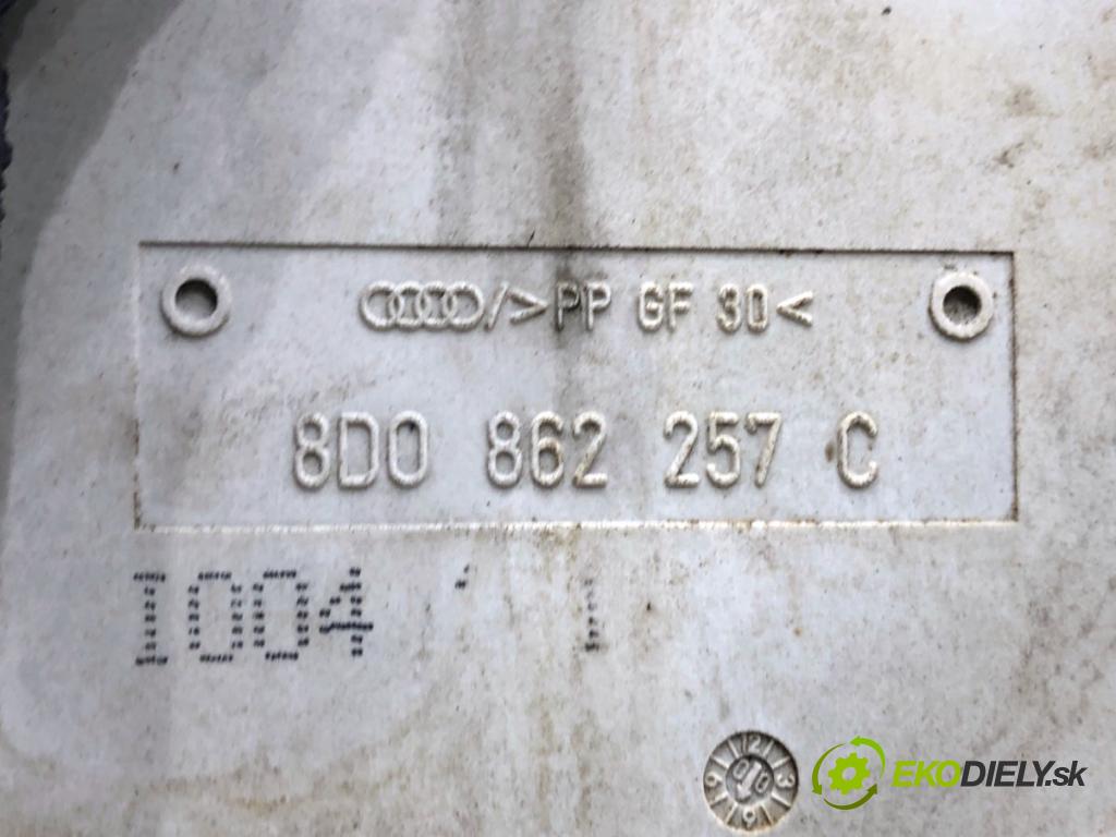 AUDI A3 8L liftback 2001 81 kW 1.9 TDI 1896 motorek centrálního zámku 8D0862257C (Řídicí jednotka centrálního zamykání)