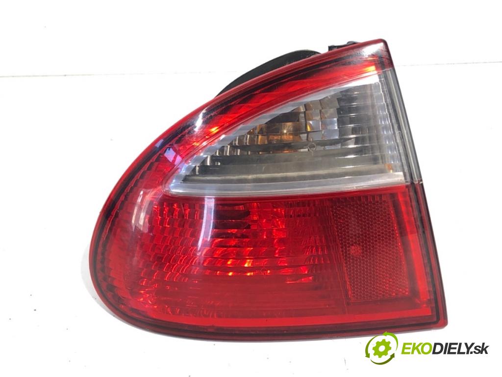 SEAT LEON I liftback 2002 81 kW 1.9 TDI 1896 světlo levý zadní část 