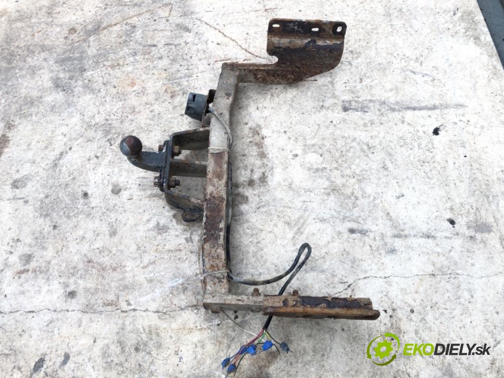 VW TRANSPORTER T4 Autobus 1998 50 kW 1.9 TD 1896 Hák tažné zařízení  (Tažné zařízení)