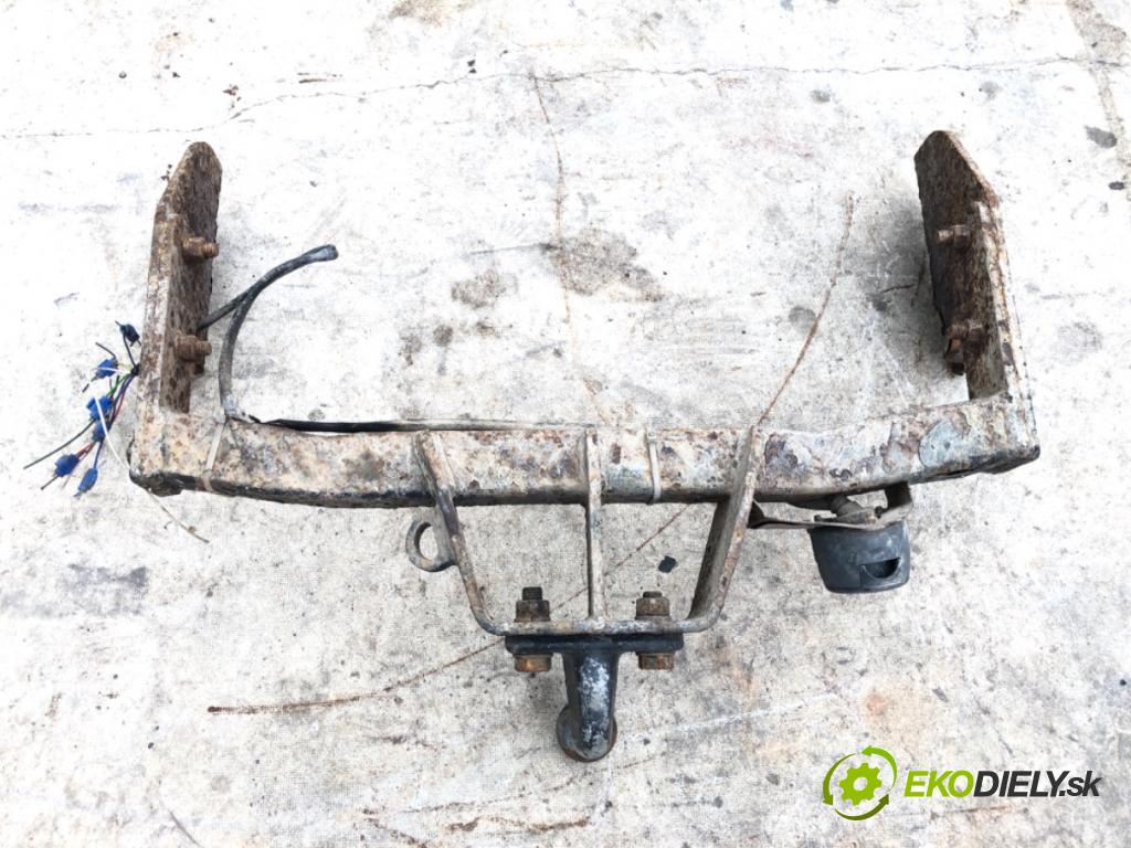 VW TRANSPORTER T4 Autobus 1998 50 kW 1.9 TD 1896 Hák tažné zařízení  (Tažné zařízení)