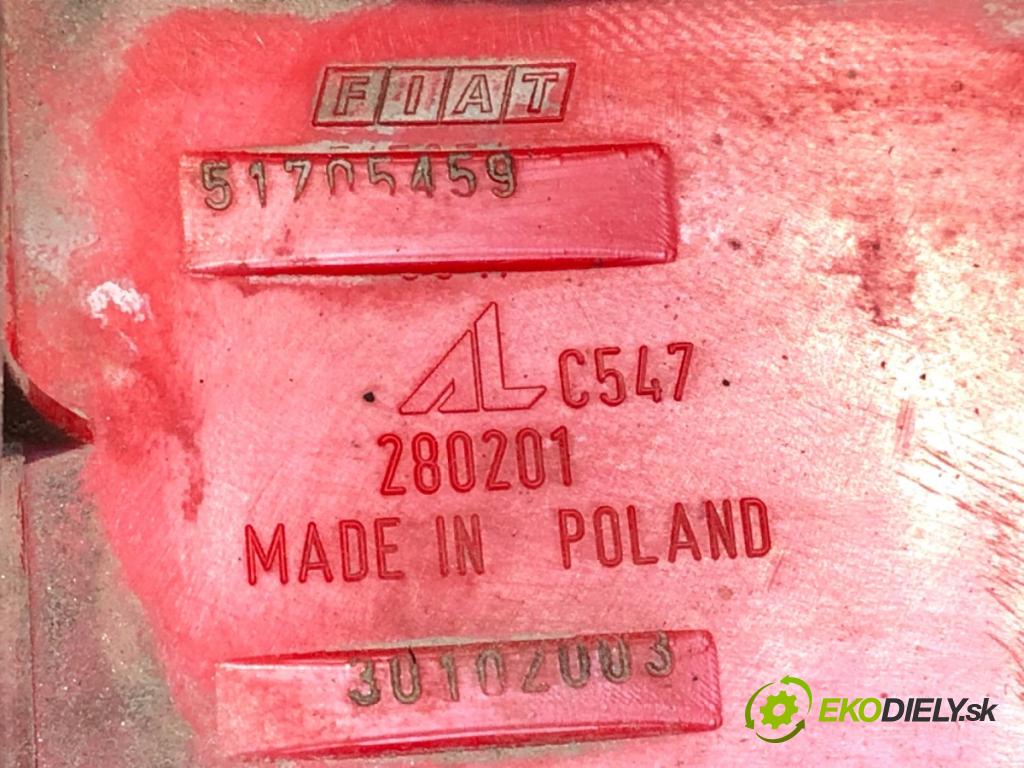 FIAT PANDA II liftback 2006 40 kW 1.1 (169.AXA1A) 1108 světlo levý zadní část 51705459