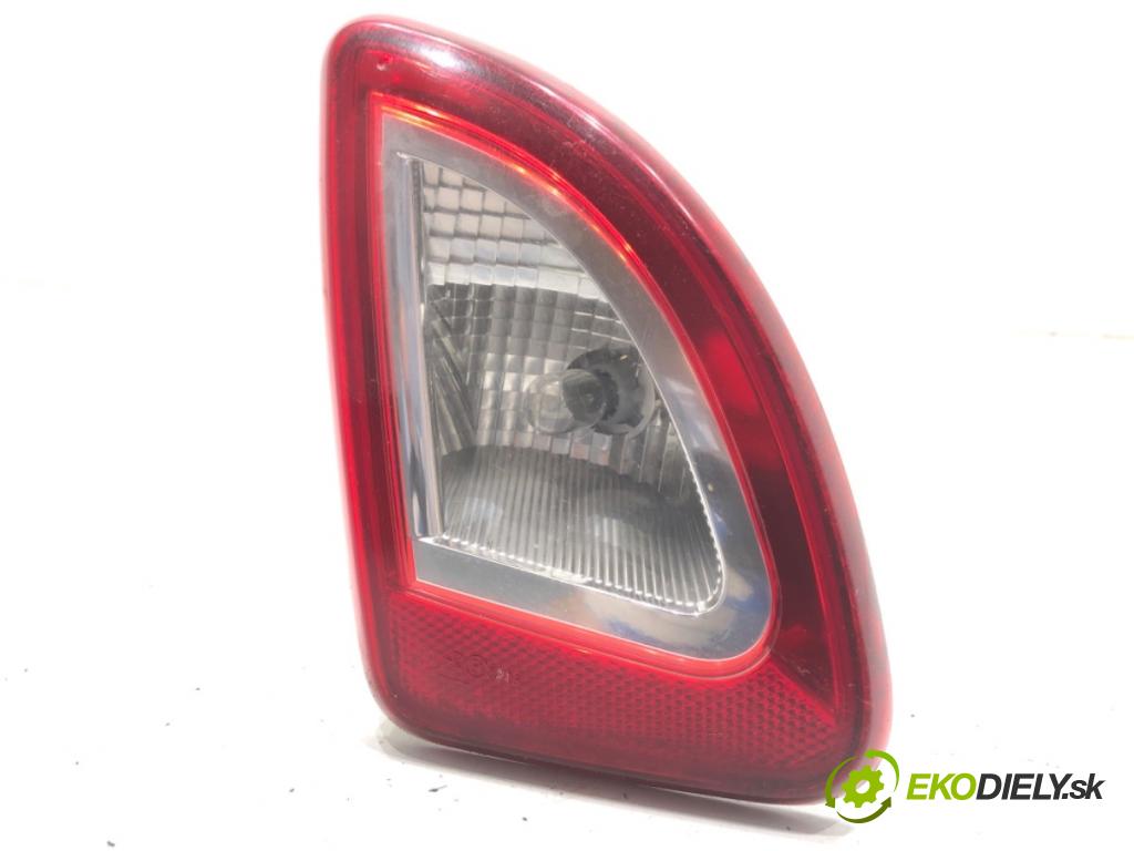 RENAULT TWINGO II liftback 2012 55 kW 1.5 dCi 75 1461 světlo levý zadní část vnitřní 265552730R