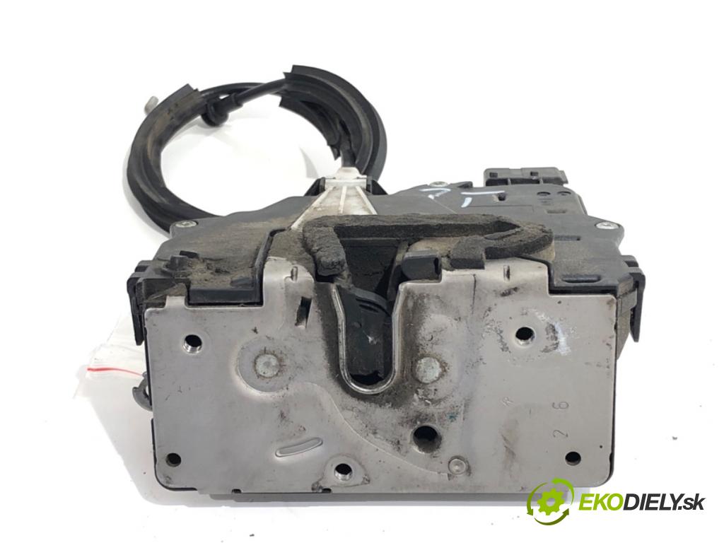 FIAT GRANDE PUNTO liftback 2006 48 kW 1.2 1242 zámok dveře pravý zadní část 55701966