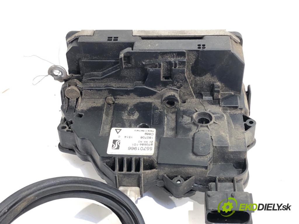 FIAT GRANDE PUNTO liftback 2006 48 kW 1.2 1242 zámok dveře pravý zadní část 55701966