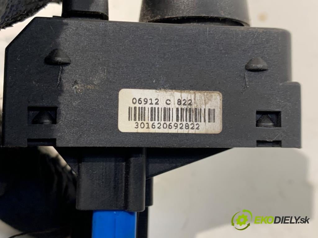 FIAT GRANDE PUNTO liftback 2006 48 kW 1.2 1242 Prepínač nastavenia spätných zrkadiel  (Prepínacie páčky pod volantom)