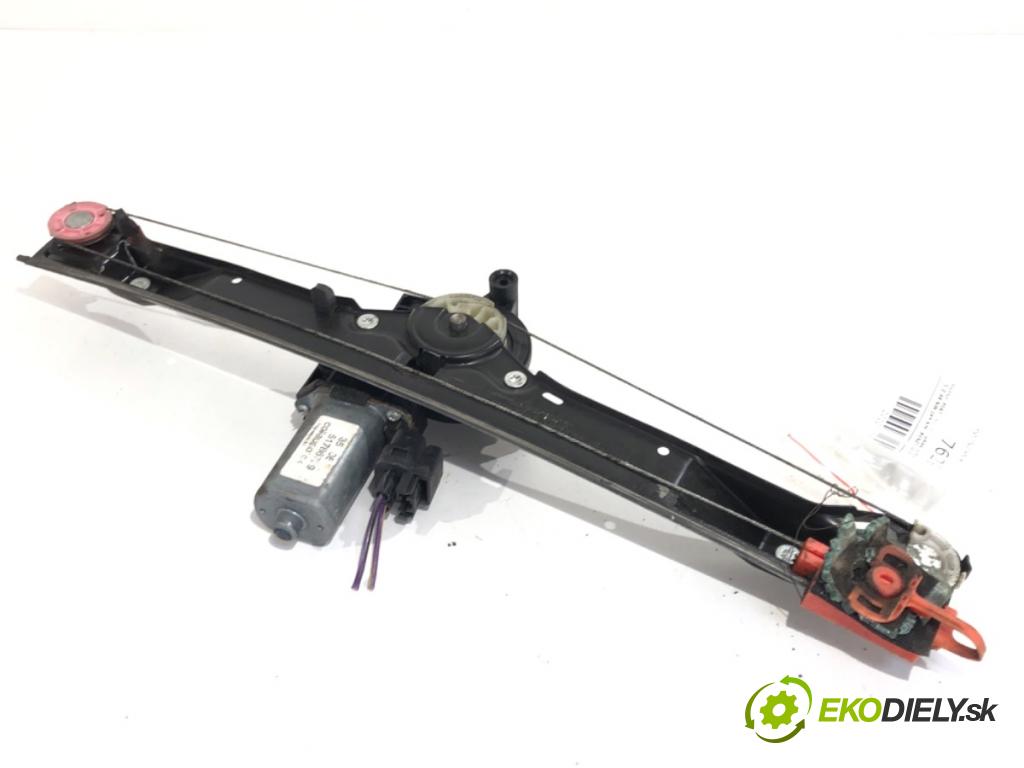 FIAT GRANDE PUNTO liftback 2006 48 kW 1.2 1242 mechanismus okna levý přední část 51786729