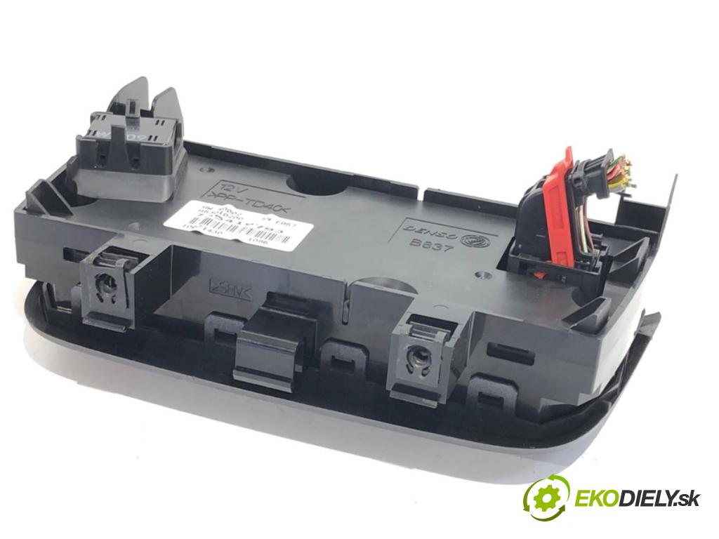 FIAT GRANDE PUNTO liftback 2006 48 kW 1.2 1242 Panel ovládania kúrenia 735419793 (Prepínacie páčky pod volantom)