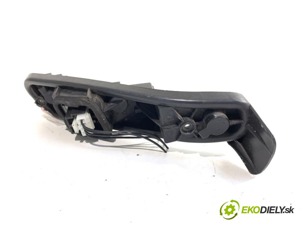 FIAT GRANDE PUNTO liftback 2006 48 kW 1.2 1242 vložka svetla pravý zadní část 27462201