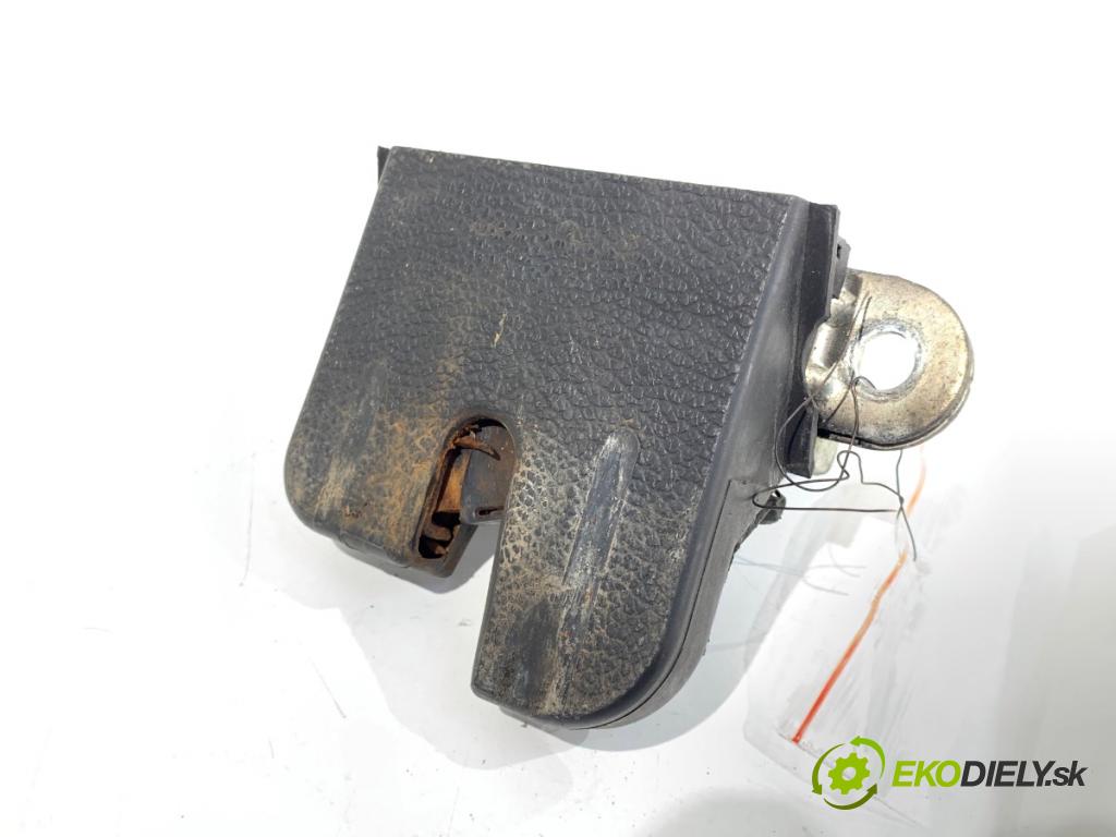 VW GOLF V liftback 2005 77 kW 1.9 TDI 1896 zámok dveří zadní část 1K6827505