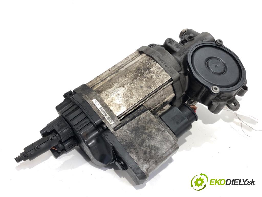 VW GOLF V liftback 2005 77 kW 1.9 TDI 1896 pumpa servočerpadlo 1K1909144K (Servočerpadlo)