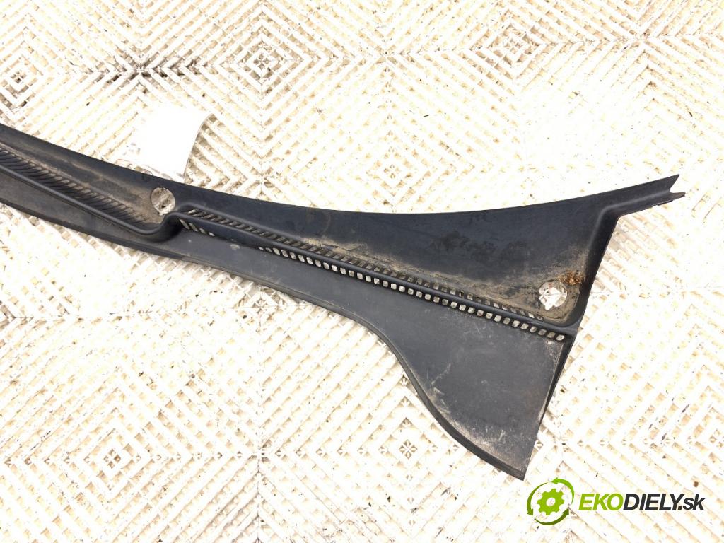 VW GOLF V liftback 2005 77 kW 1.9 TDI 1896 Torpédo, plast pod čelné okno 1K1819415A (Torpédo (plast pod čelným sklom))