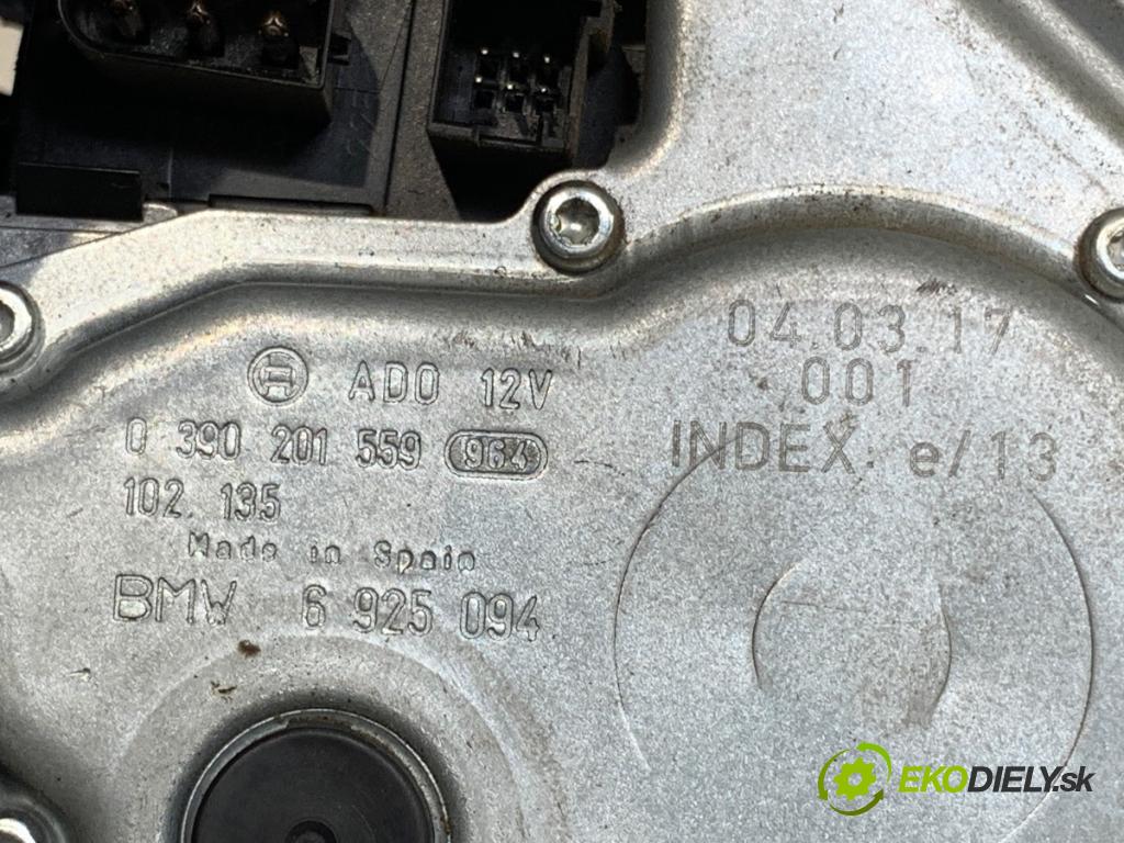 BMW E46 sedan 2002 85 kW 316 i 1596 motor stěračů zadní část 6925094