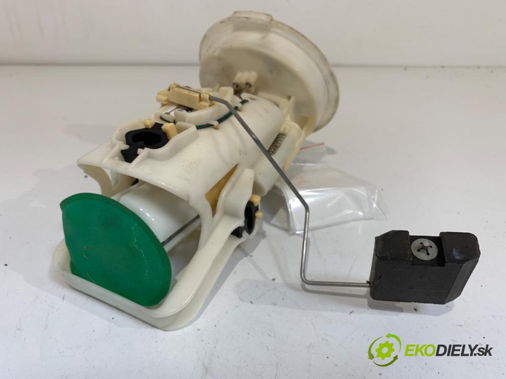 BMW E46 sedan 2002 85 kW 316 i 1596 pumpa paliva
