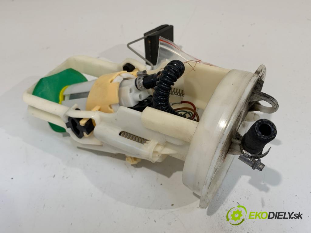 BMW E46 sedan 2002 85 kW 316 i 1596 pumpa paliva