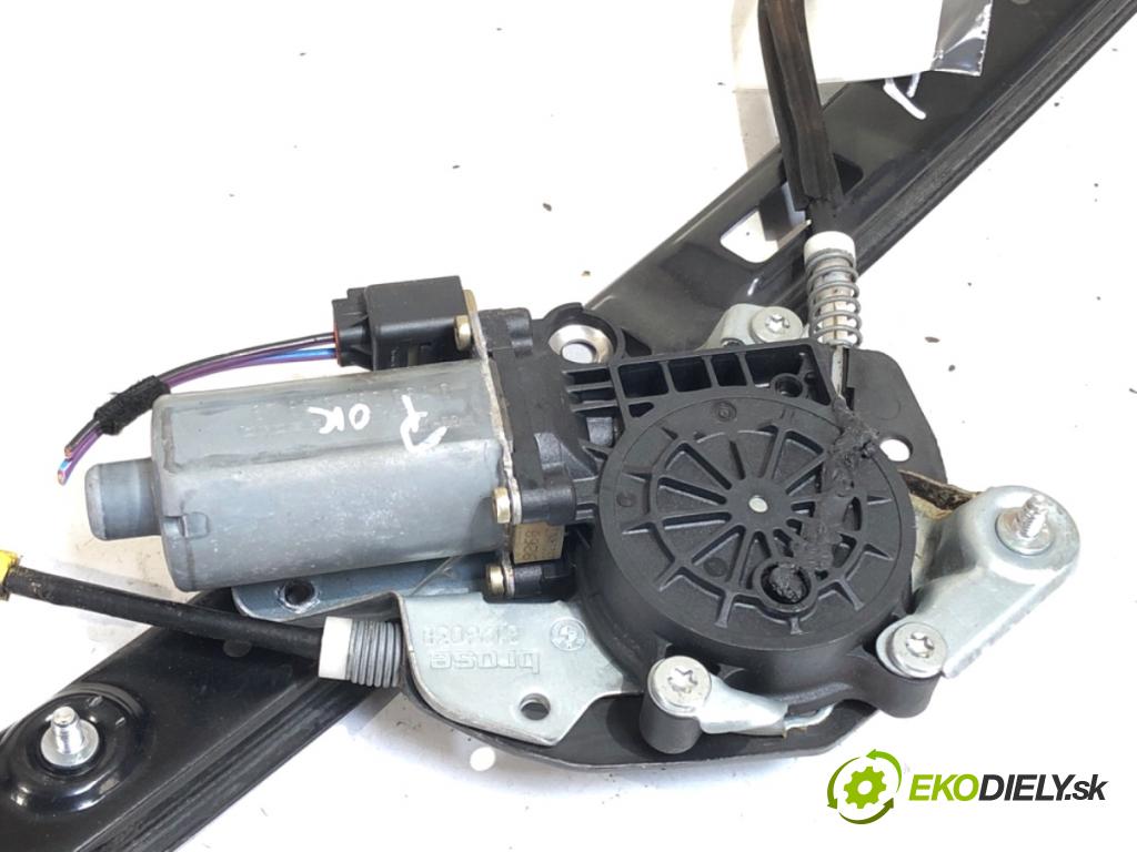 BMW E46 sedan 2002 85 kW 316 i 1596 mechanismus okna pravý přední část 83620640
