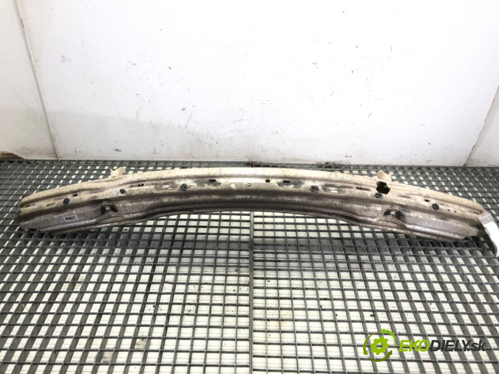 BMW E46 sedan 2002 85 kW 316 i 1596 výztuha nárazníka přední část  (Přední výztuha)