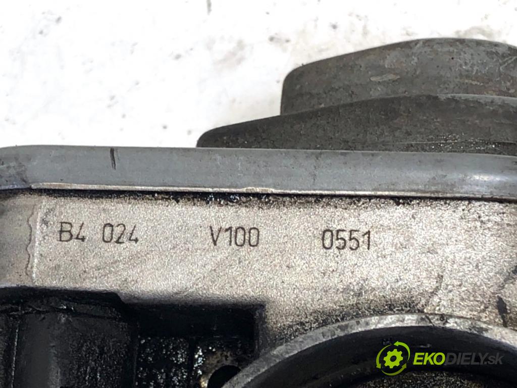 VW GOLF V liftback 2004 77 kW 1.9 TDI 1896 Škrtiaca klapka 038128063G (Škrtiaca klapka)