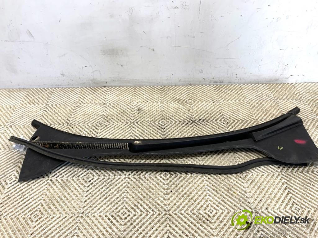 VW GOLF V liftback 2004 77 kW 1.9 TDI 1896 Torpédo, plast pod čelné okno 1K5819415A (Torpédo (plast pod čelným sklom))