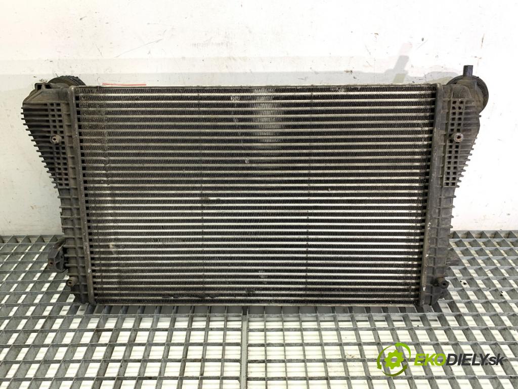 VW GOLF V liftback 2004 77 kW 1.9 TDI 1896 intercooler 1K0145803 (Intercooler (chladič stlačeného vzduchu))