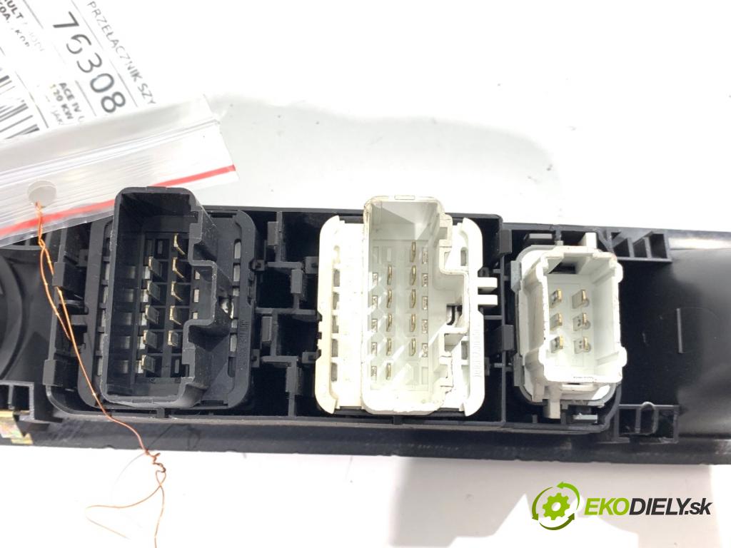 RENAULT ESPACE IV nadwozie wielkoprzestrzenne (MPV) 2003 120 kW 2.0 Turbo (JK0A, JK0B, JK0N) 1998 Prepínač okien 8200250650 (Prepínacie páčky pod volantom)