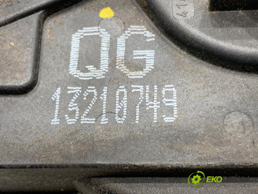 OPEL ASTRA H Kombi 2005 88 kW 1.9 CDTI (L35) 1910 zámok dveře pravý přední část 13210749