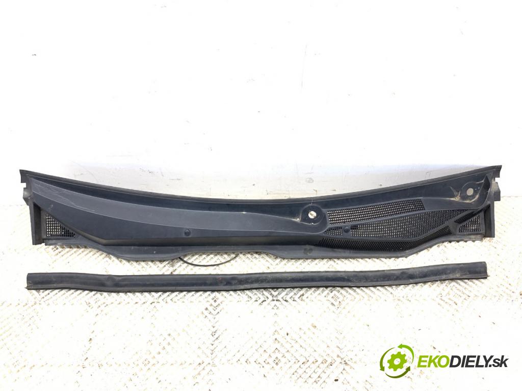 OPEL ASTRA H Kombi 2005 88 kW 1.9 CDTI (L35) 1910 Torpédo, plast pod čelné okno 24463382 (Torpédo (plast pod čelným sklom))